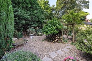 Photo 26- click for photo gallery